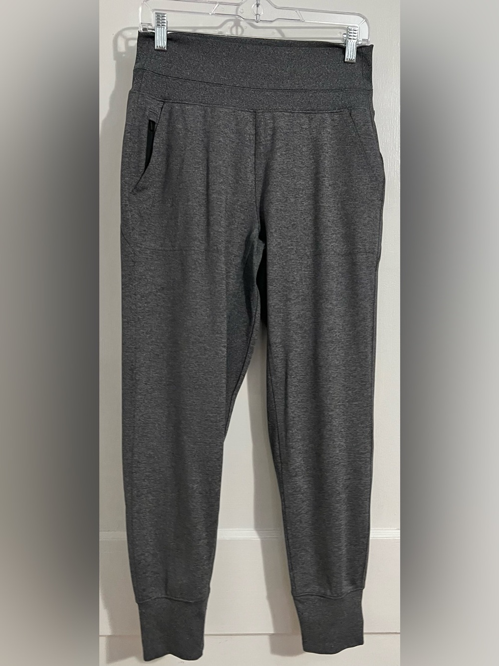Athleta Dark Charcoal Grey Jogger Sweatpants